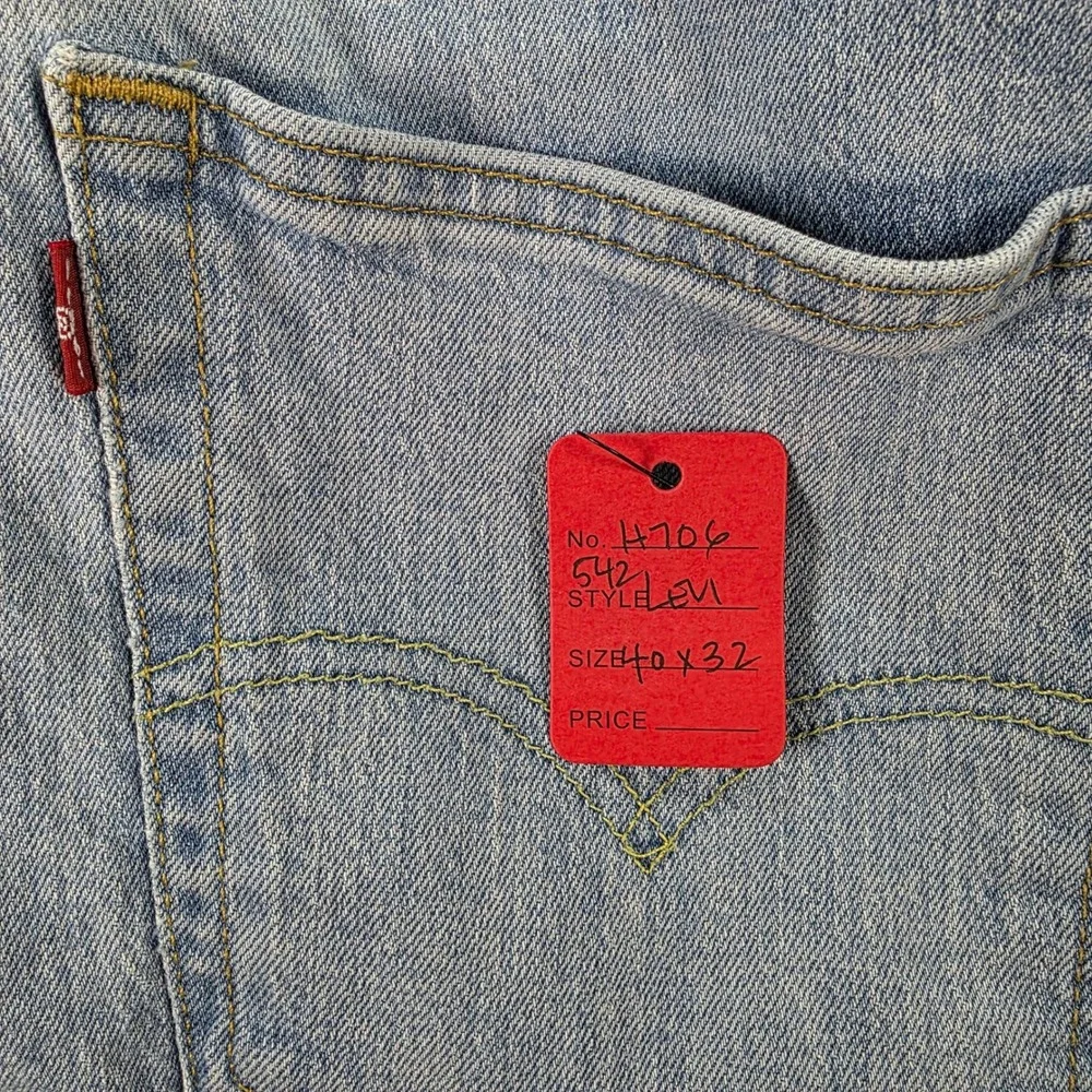 Levis 541 Athletic Taper Jeans Mens 40x32 Light Wash Denim 18181-0667
